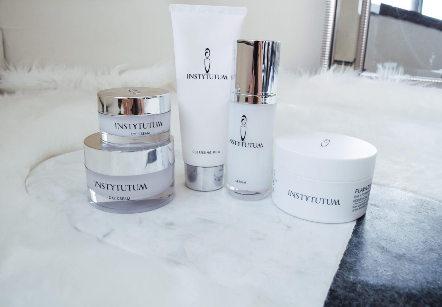 Instytutum Cleanser